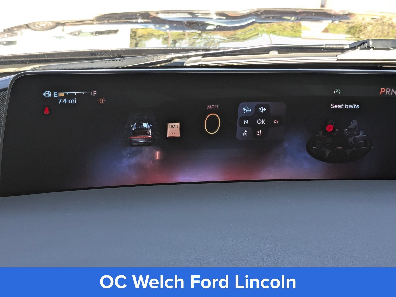 Certified 2025 Lincoln Navigator Reserve AWD/4WD image 33