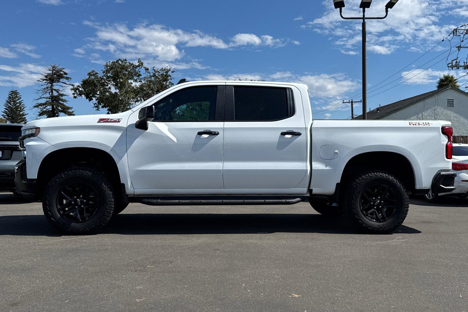Used 2021 Chevrolet Silverado 1500 LT Trail Boss w/ Convenience Package II image 8