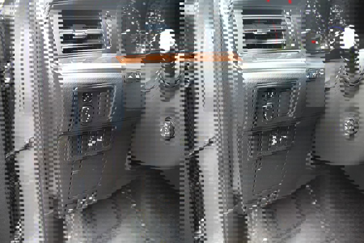 Used 2015 Lexus ES 350 w/ Luxury Package image 24