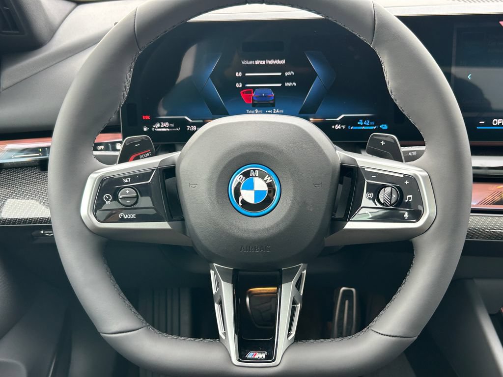 New 2027 BMW 550e xDrive w/ Executive Package AWD/4WD image 18