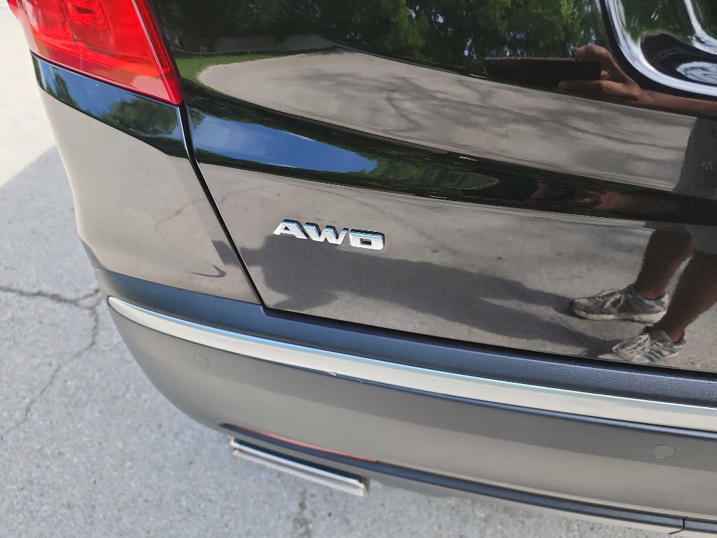 Used 2018 Cadillac XT5 Luxury AWD/4WD image 8