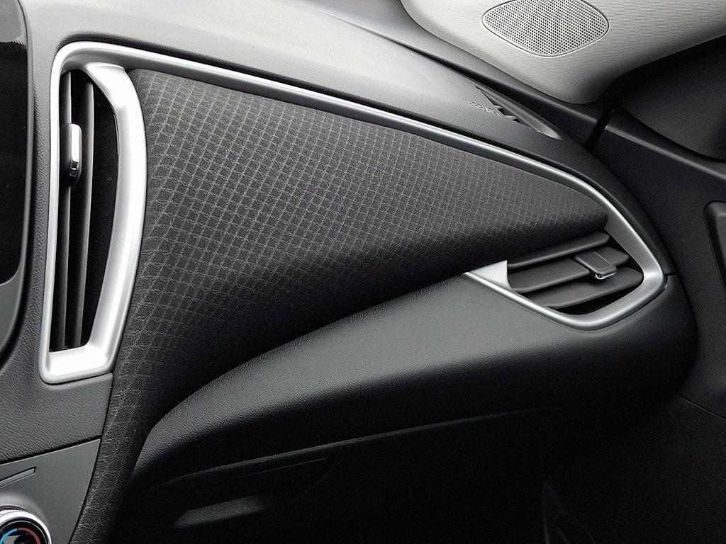 Used 2025 Chevrolet Malibu LT image 31