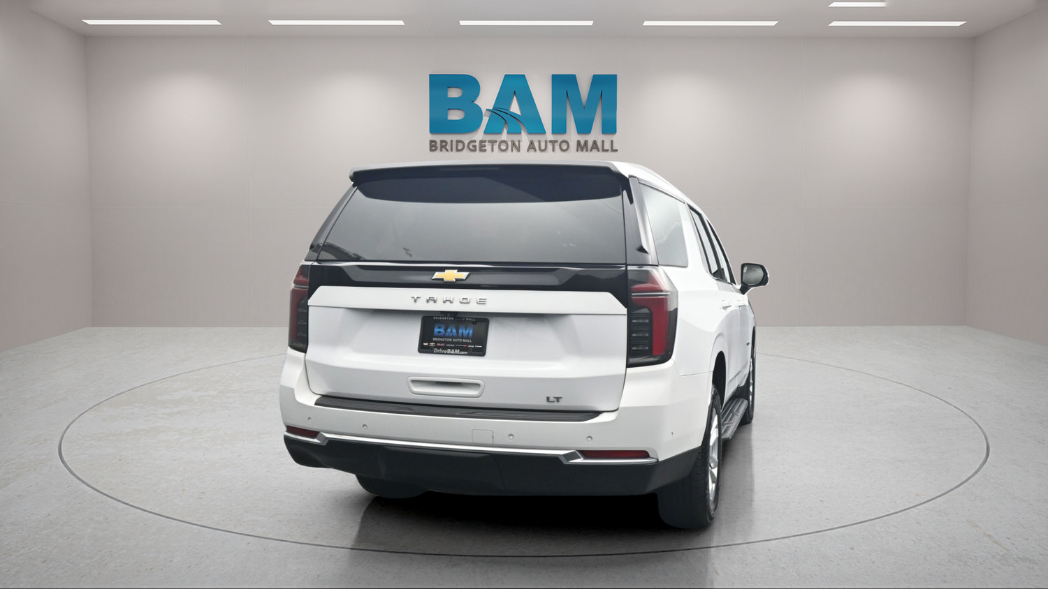 Used 2025 Chevrolet Tahoe LT AWD/4WD image 5