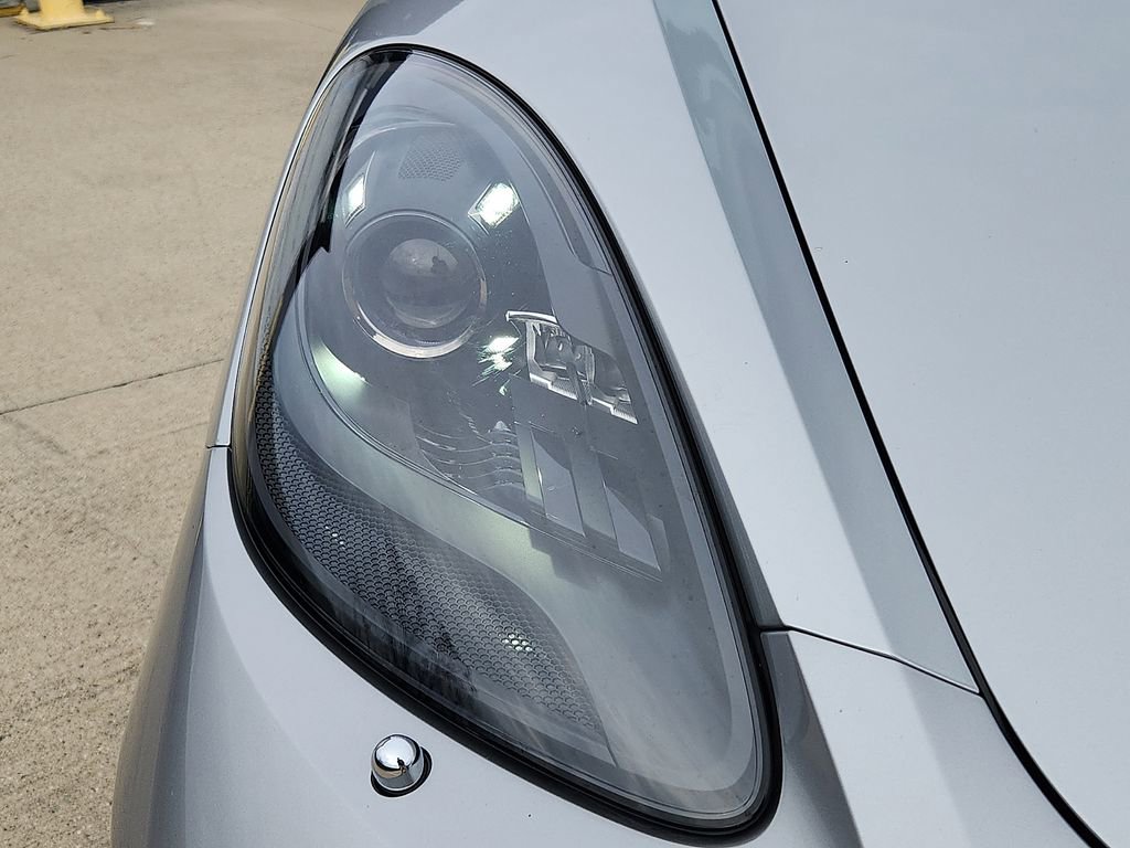 Certified 2019 Porsche 718 Boxster S image 9