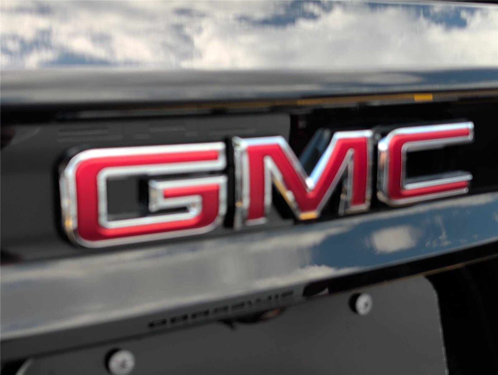 New 2026 GMC Acadia Elevation w/ Elevation Premium Package FWD image 35