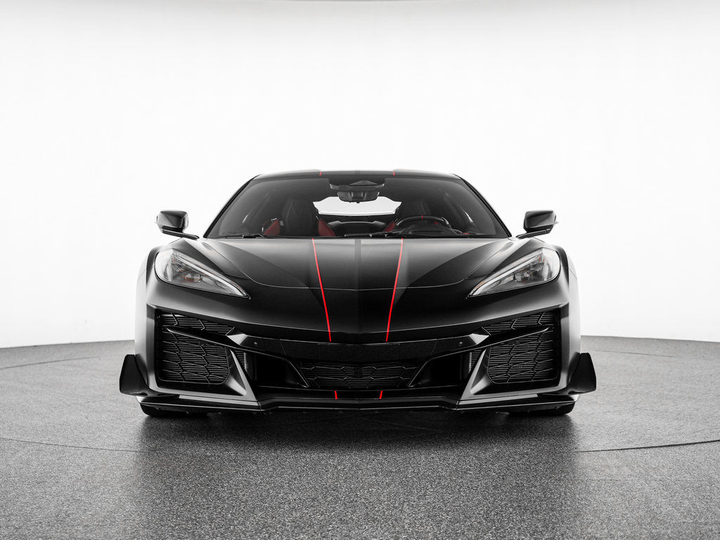 Used 2024 Chevrolet Corvette Z06 w/ Z07 Performance Package RWD image 10