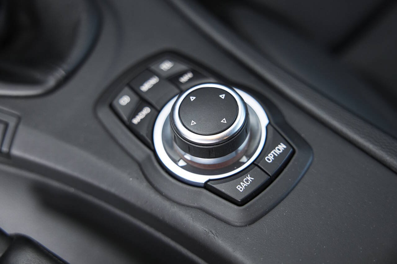 Used 2011 BMW M3 Coupe RWD image 68