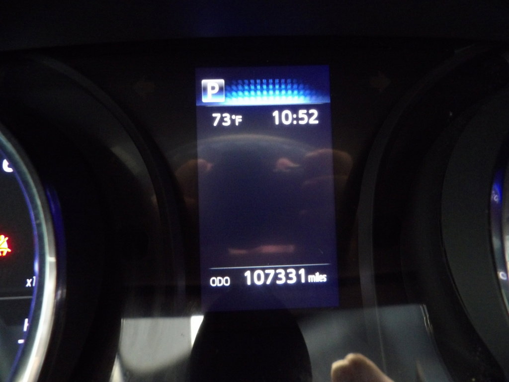 Used 2019 Toyota Camry LE image 30