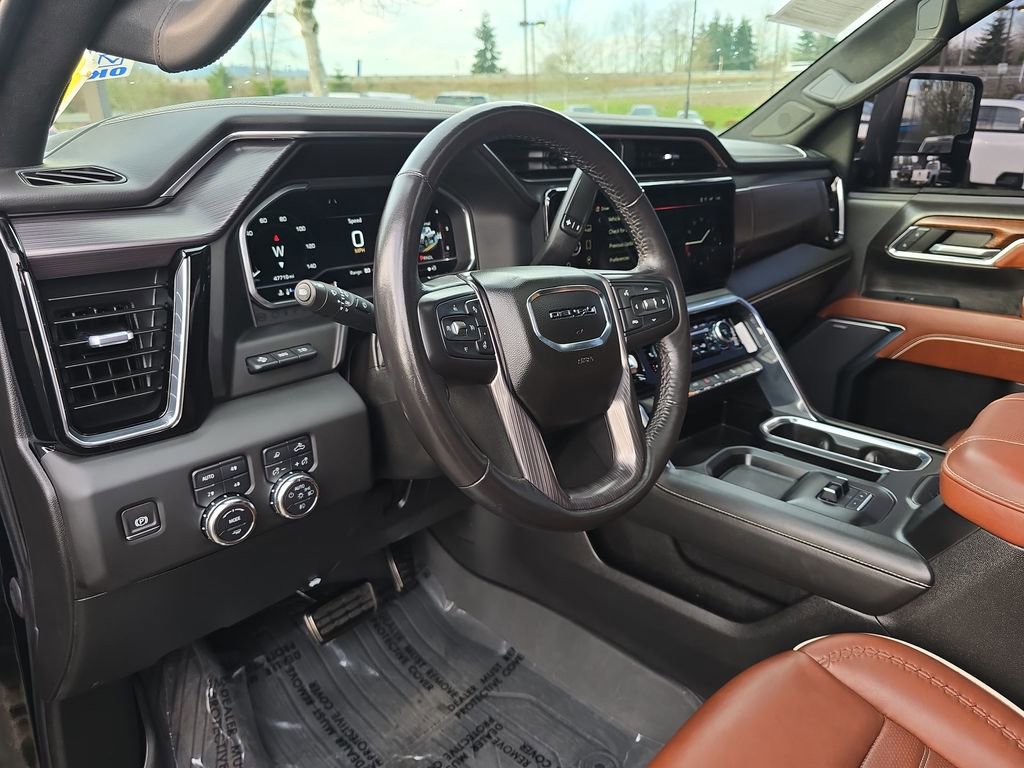 Used 2024 GMC Sierra 3500 Denali Ultimate image 11