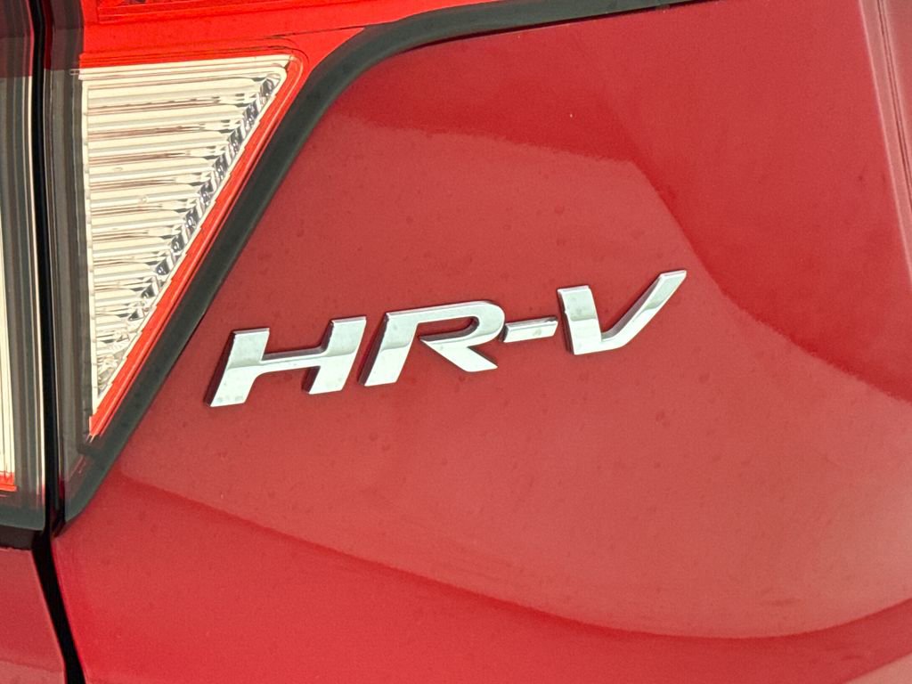 Used 2018 Honda HR-V EX image 10