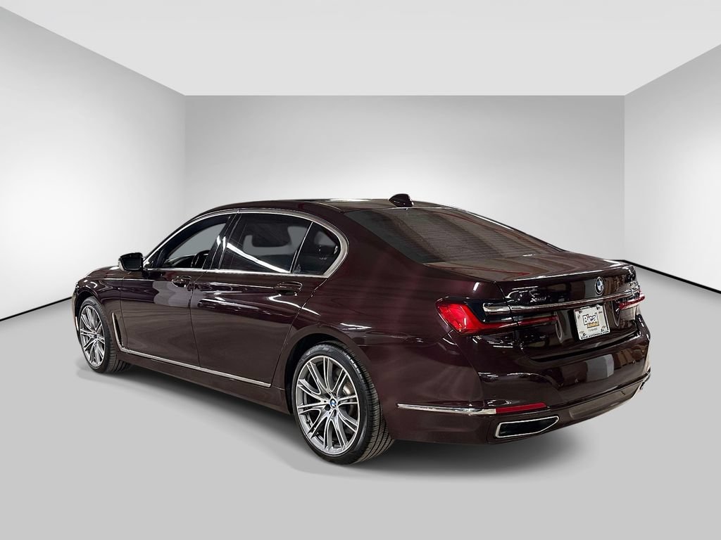 Used 2020 BMW 750i xDrive w/ Executive Package AWD/4WD image 6