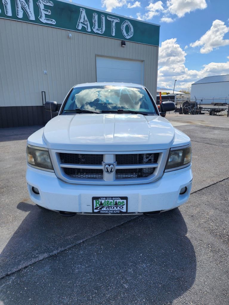 Used 2011 Dodge Dakota Big Horn w/ Trailer Tow Group AWD/4WD image 3