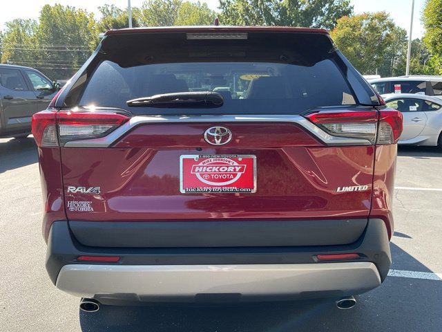Used 2022 Toyota RAV4 Limited FWD image 9