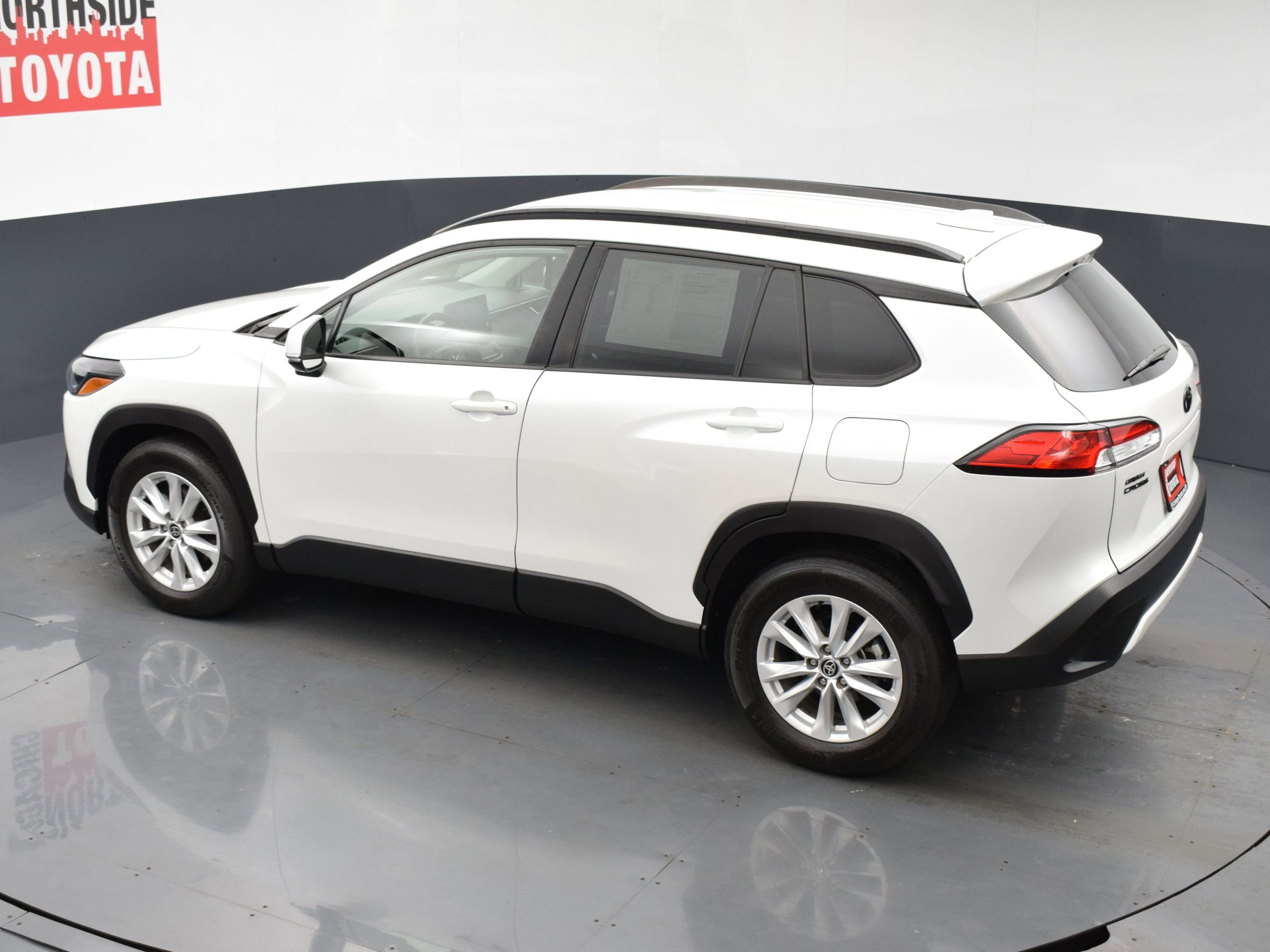 Used 2022 Toyota Corolla Cross LE w/ Black Badges Package (TMS) image 19