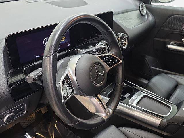 Used 2025 Mercedes-Benz GLA 250 4MATIC image 14