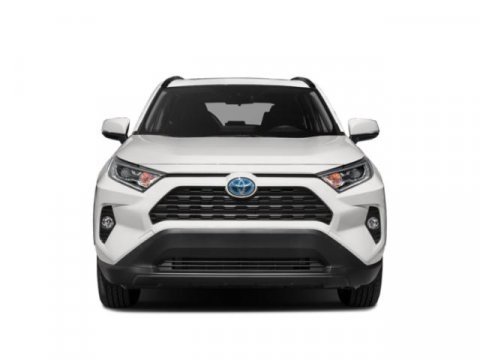 Used 2020 Toyota RAV4 XLE w/ XLE Grade Weather Package image 7