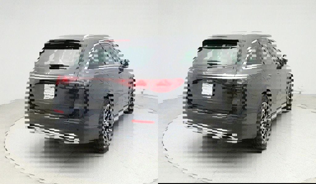 Used 2024 Mercedes-Benz E 450 4MATIC All-Terrain Wagon w/ Multicontour Seating Package image 5