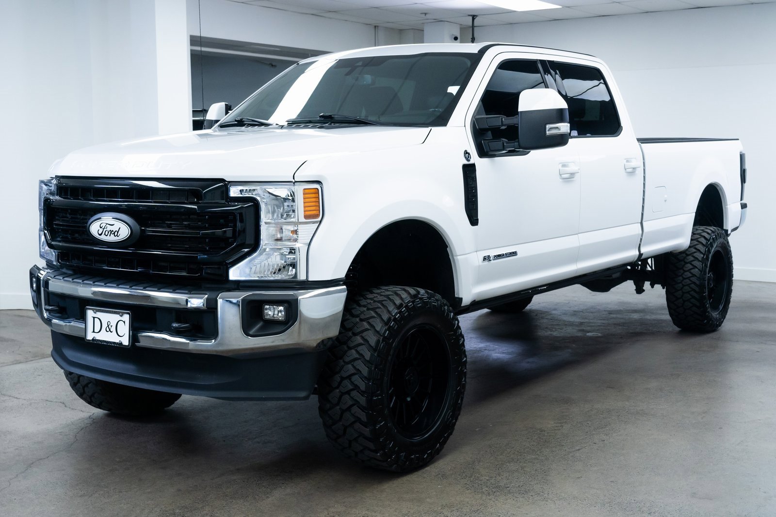 Used 2021 Ford F350 Lariat image 3