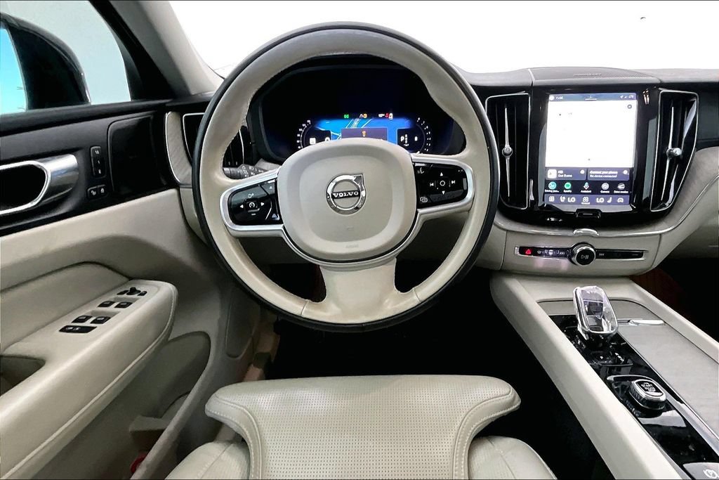 Used 2023 Volvo XC60 B5 Ultimate w/ Climate Package AWD/4WD image 6
