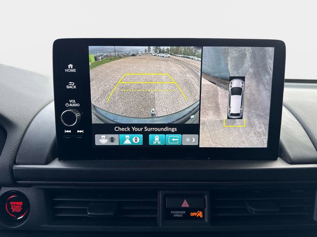 Used 2025 Honda Pilot TrailSport image 24