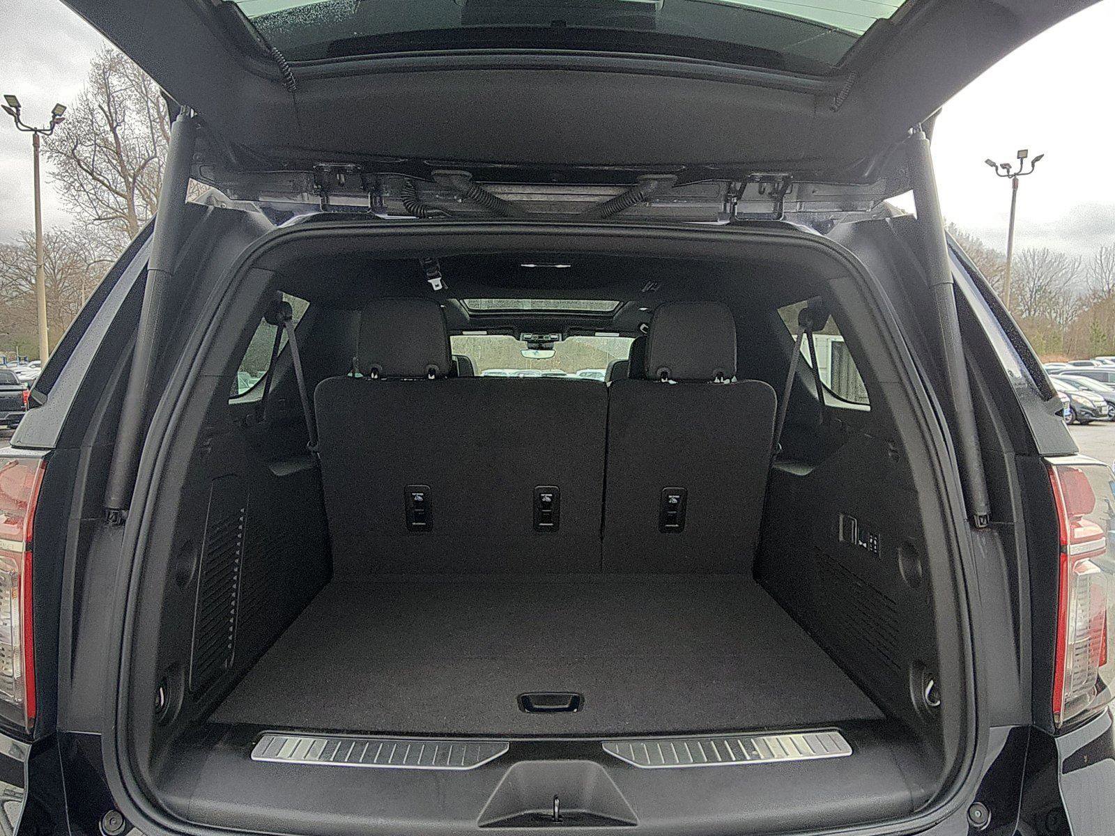 New 2024 Chevrolet Suburban High Country image 26