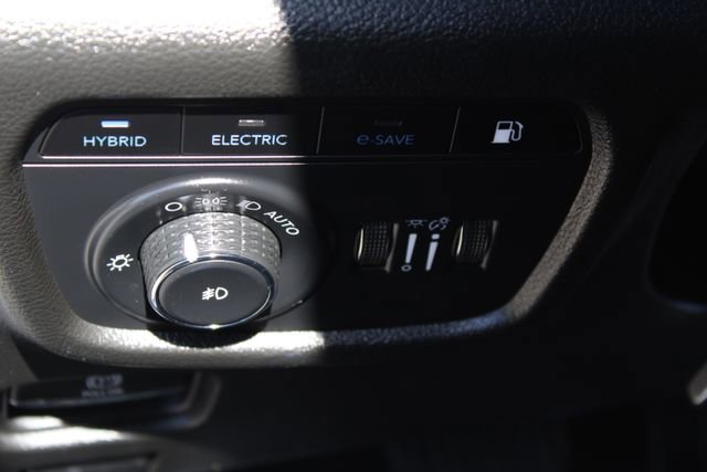 Used 2022 Jeep Grand Cherokee Limited 4xe w/ Luxury Tech Group II image 13