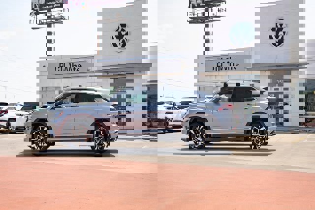 New 2026 Volkswagen Atlas Cross Sport SEL Premium R-Line image 3