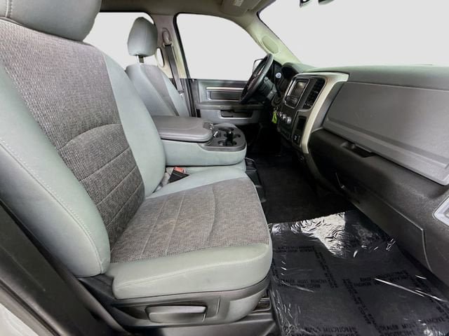 Used 2018 RAM 3500 SLT w/ Luxury Group AWD/4WD image 26