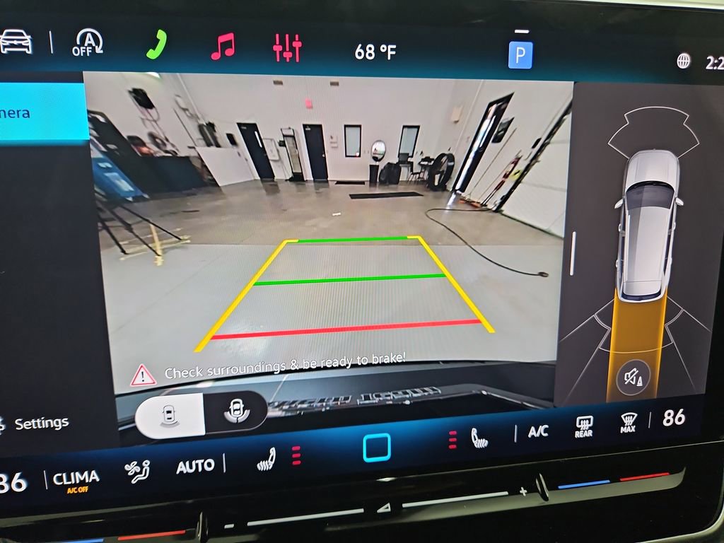 New 2026 Volkswagen Tiguan SE R-Line image 19