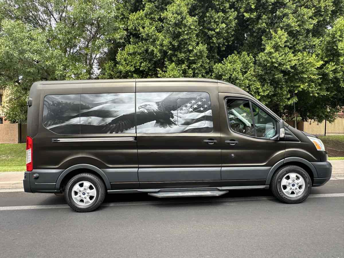 Used 2017 Ford Transit 350 XLT RWD image 9