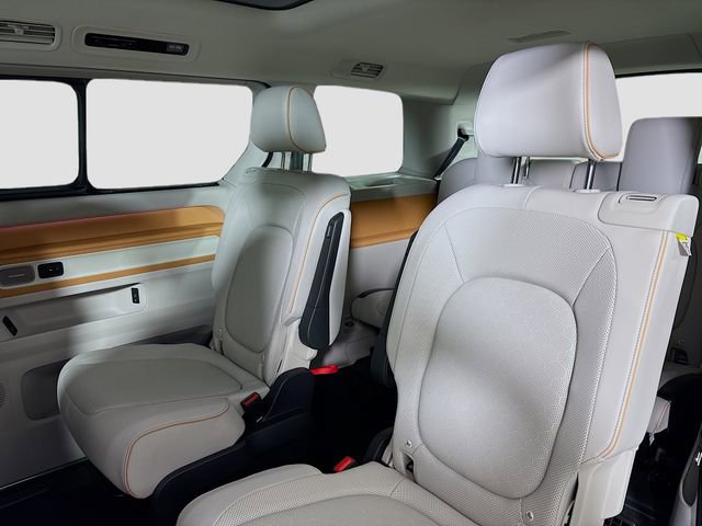 New 2025 Volkswagen ID. Buzz Pro S Plus image 25