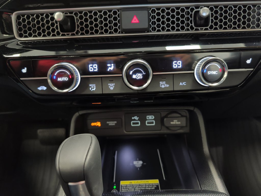 Used 2024 Honda Civic Touring image 21