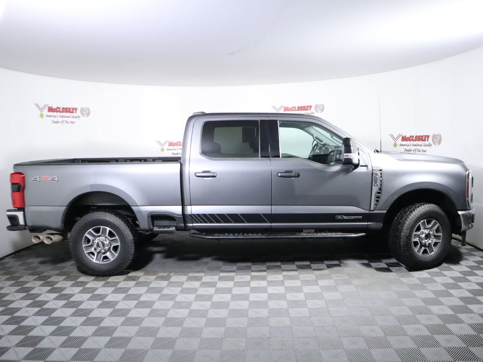 Used 2024 Ford F250 Lariat image 3