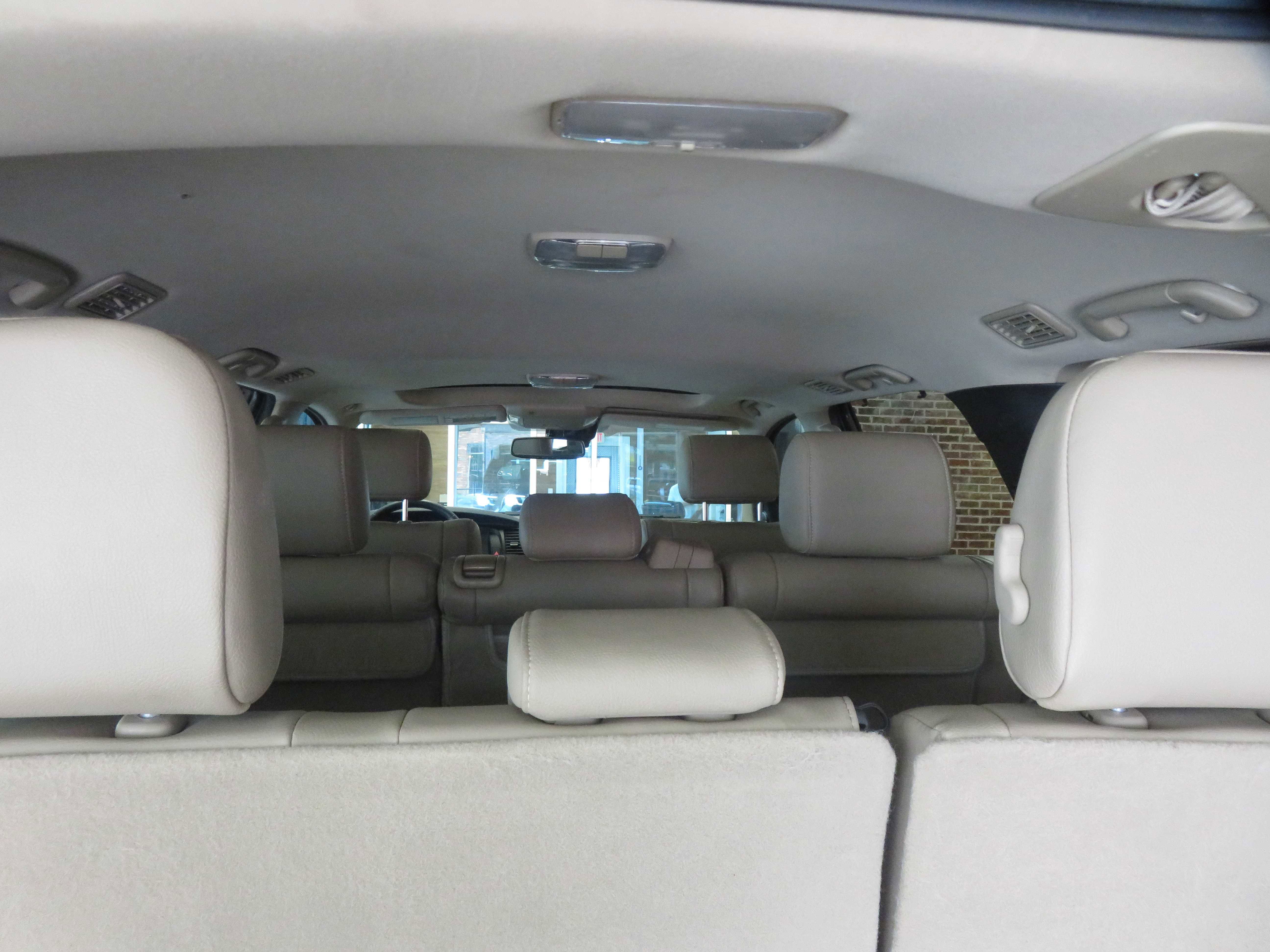 Used 2019 Toyota Sequoia Limited w/ Safety & Convenience Package RWD image 64