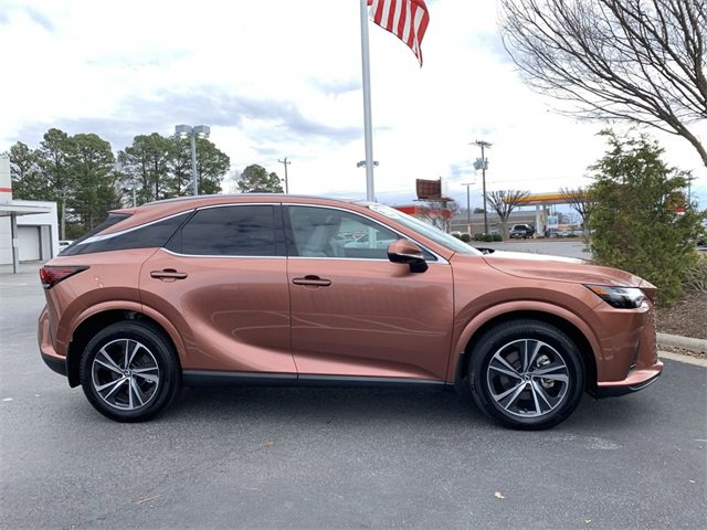 Used 2024 Lexus RX 350h image 9