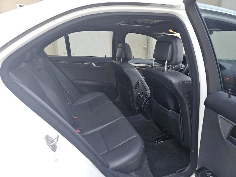 Used 2014 Mercedes-Benz C 250 Sedan image 24