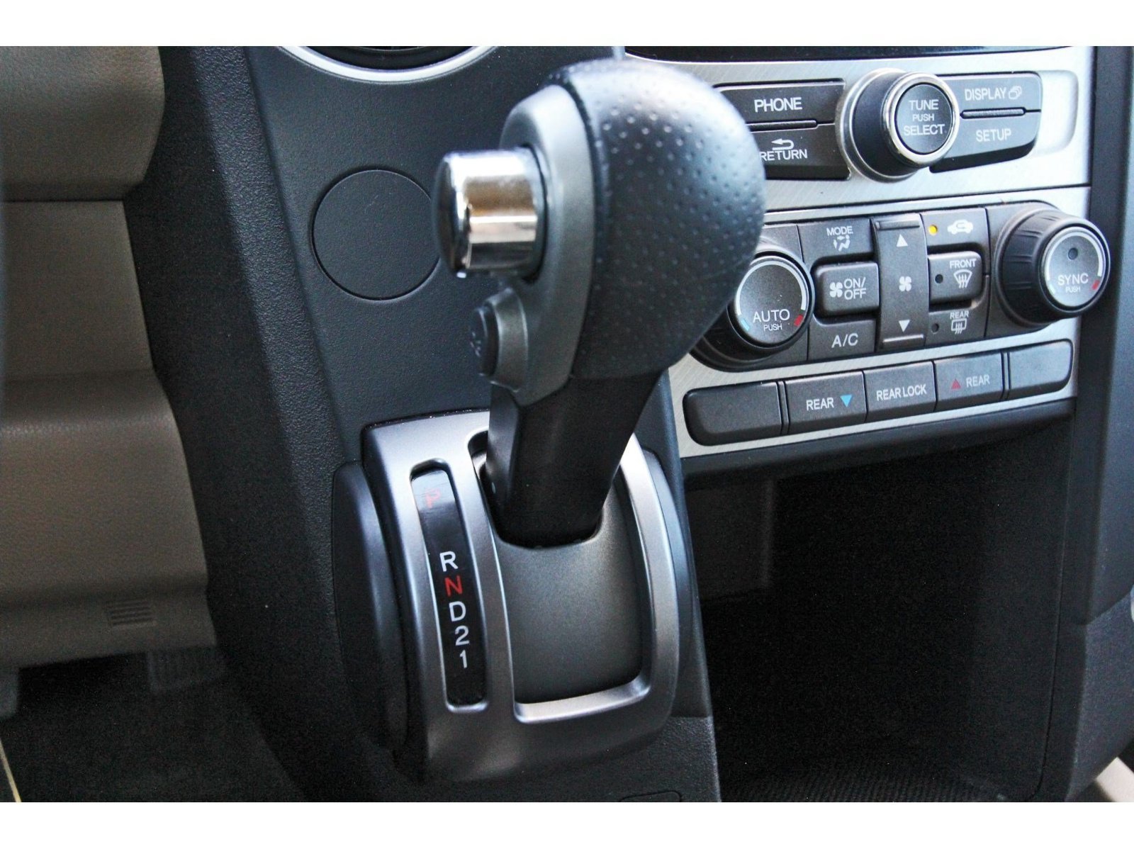 Used 2015 Honda Pilot LX image 26