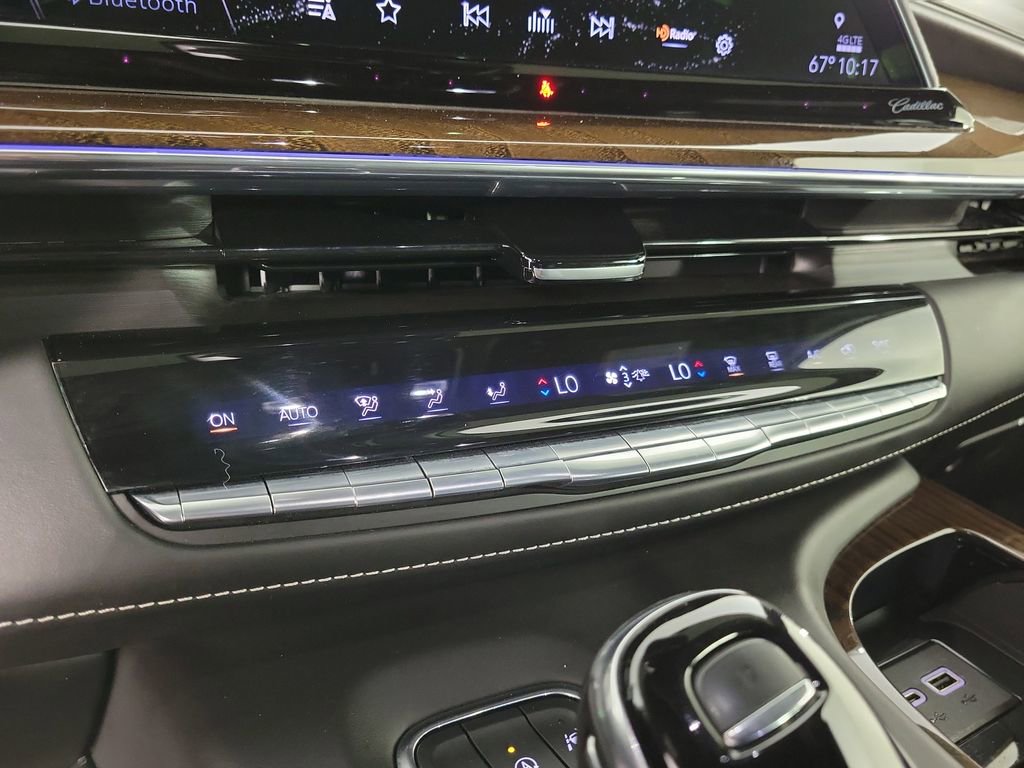 Used 2021 Cadillac Escalade Sport Platinum image 29