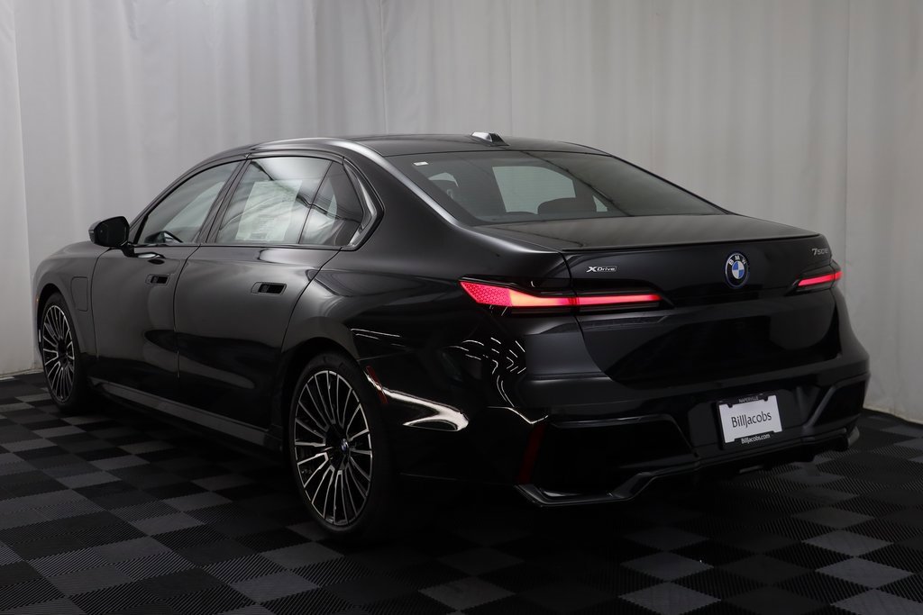 New 2026 BMW 750e xDrive w/ Executive Package image 18