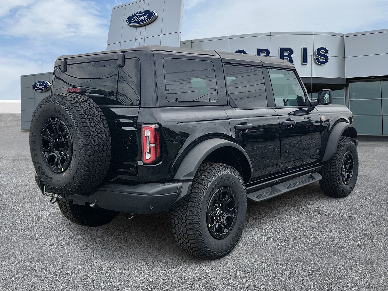 New 2026 Ford Bronco Badlands AWD/4WD image 4