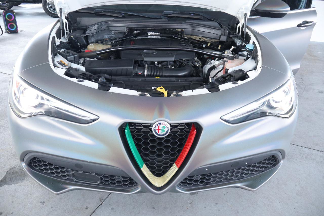 Used 2021 Alfa Romeo Stelvio Ti w/ Nero Edizione AWD/4WD image 42