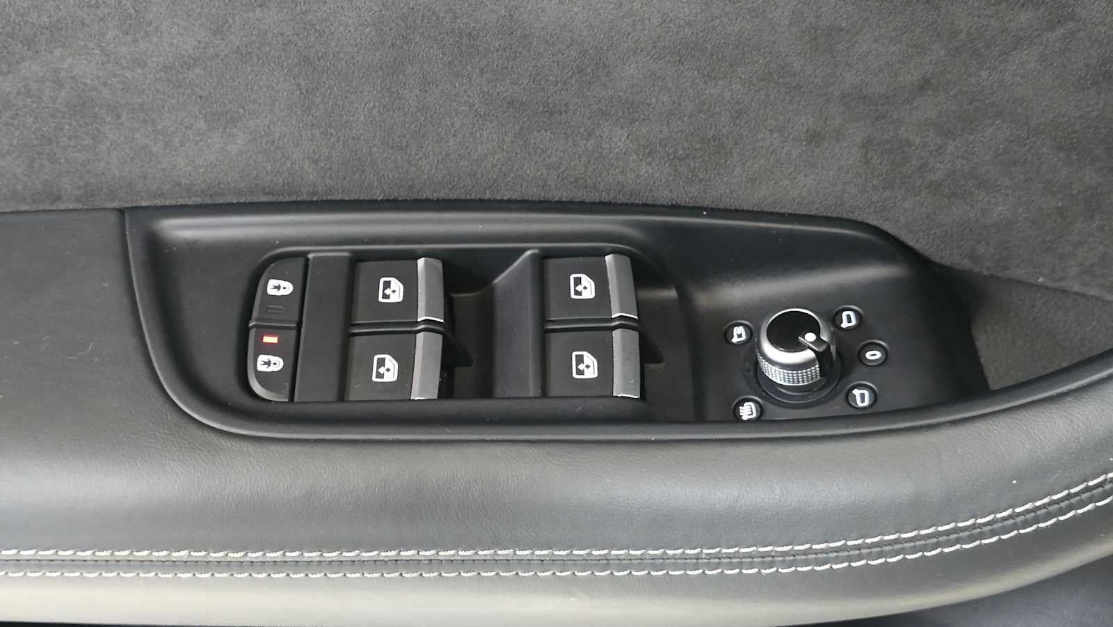 Used 2022 Audi SQ7 Prestige w/ Prestige Package AWD/4WD image 24