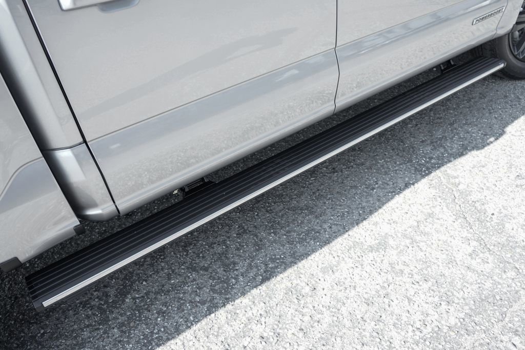 Used 2023 Ford F150 Lariat w/ Equipment Group 502A High image 12