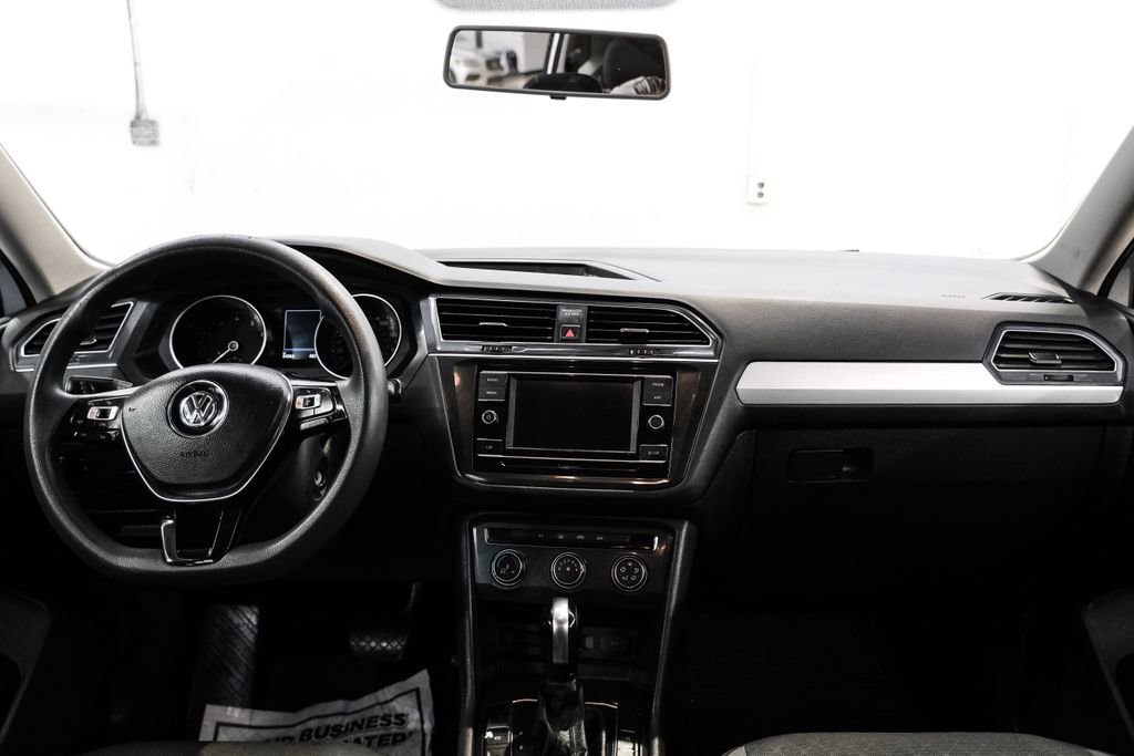 Used 2018 Volkswagen Tiguan S image 15