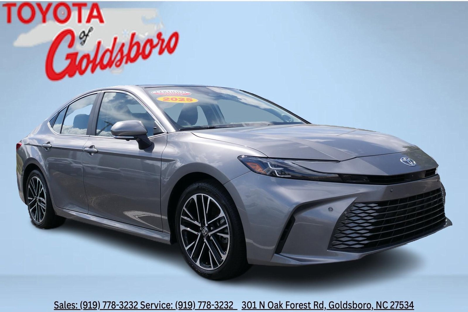 Used 2025 Toyota Camry XLE