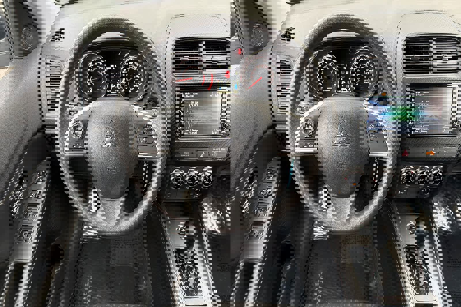 Used 2024 Mitsubishi Outlander Sport ES image 16