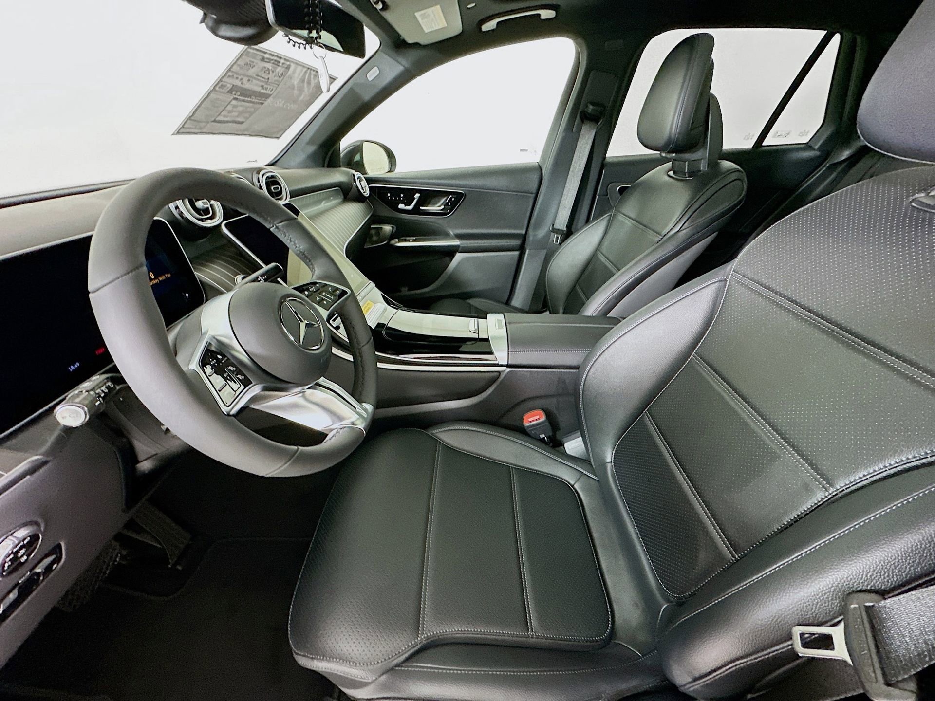 New 2026 Mercedes-Benz GLC 350e 4MATIC image 23