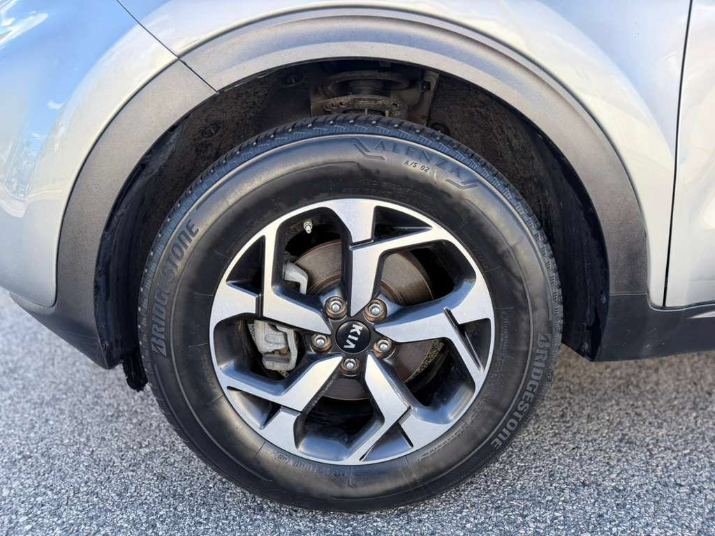 Used 2022 Kia Sportage LX AWD/4WD image 35
