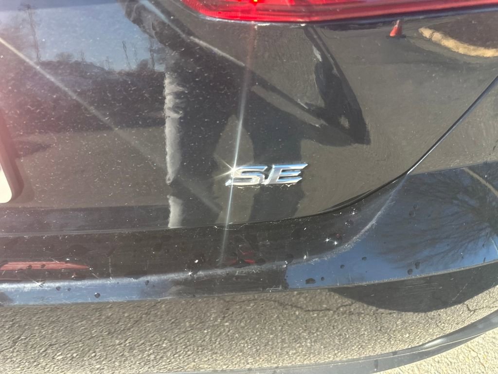 Used 2025 Toyota Camry SE image 22