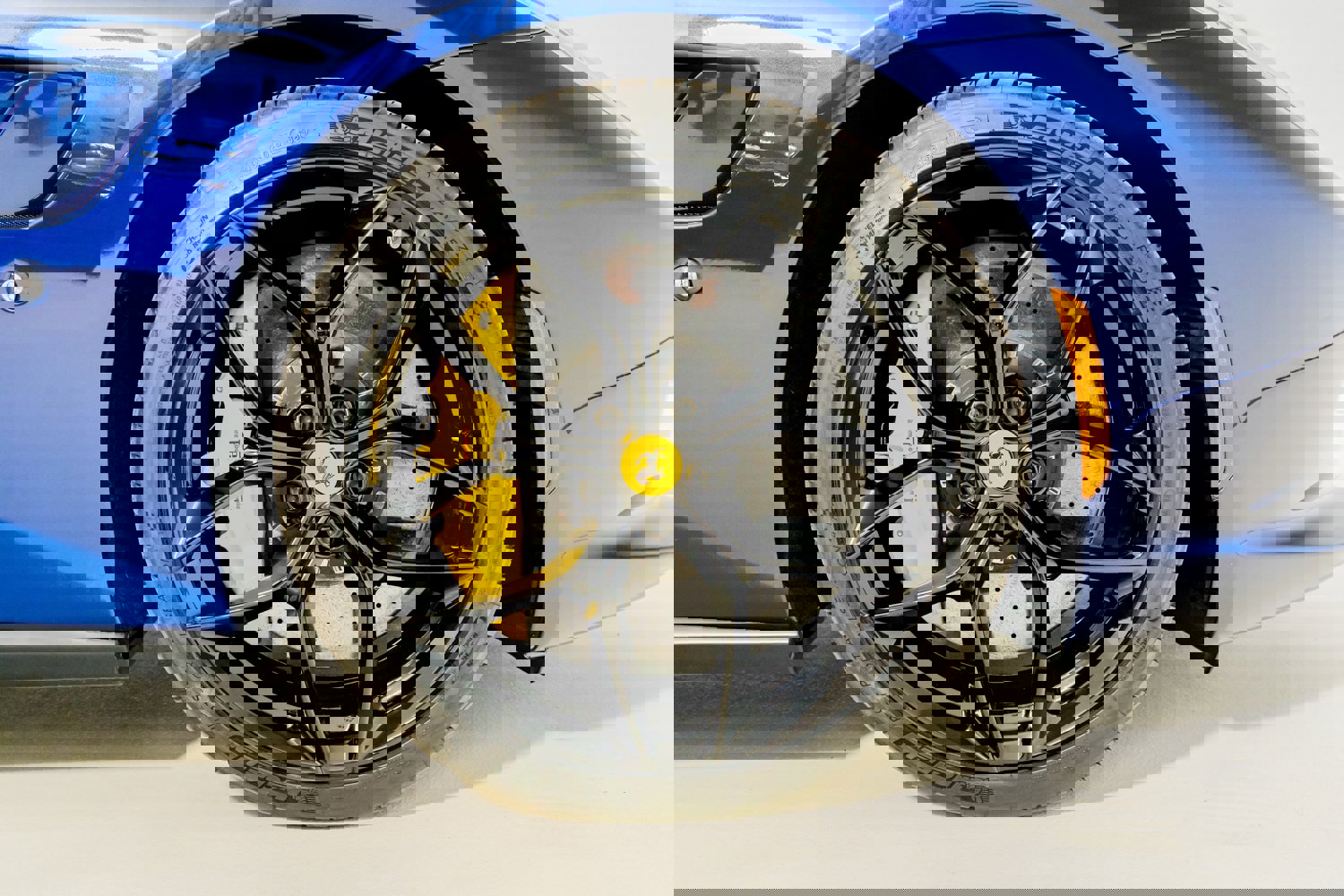 Certified 2019 Ferrari GTC4Lusso T RWD image 14